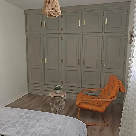 Bretzel Et Cigogne * Ostheim