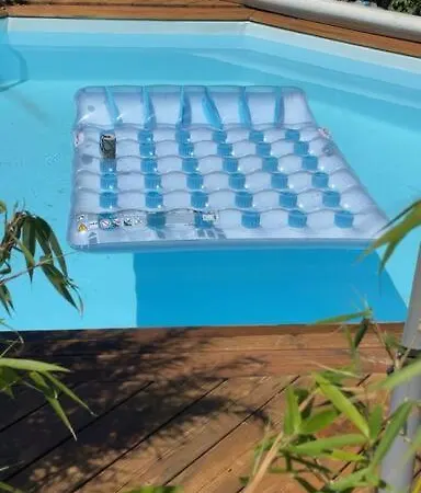 Bretzel Et Cigogne *